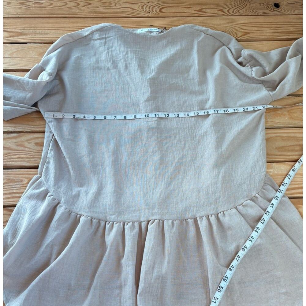 Touche NWT Women’s 1/2 Button peplum Top Size 36 Beige P9 - Picture 7 of 8